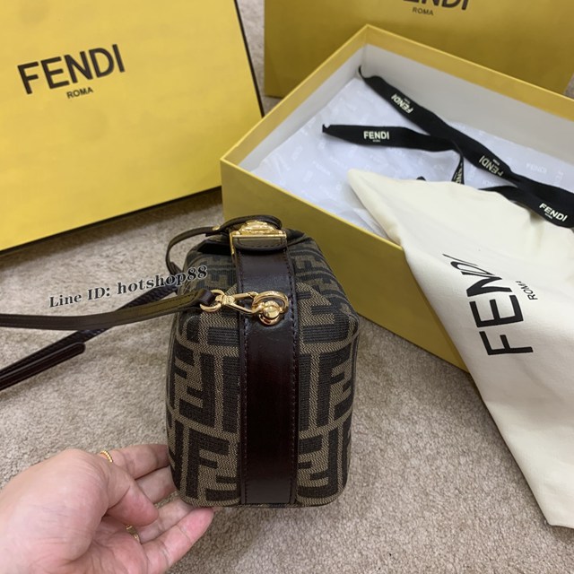 FENDI精品女包 芬迪小號vintage中古老花化妝包 Fendi便當包飯盒包 fdzg2578